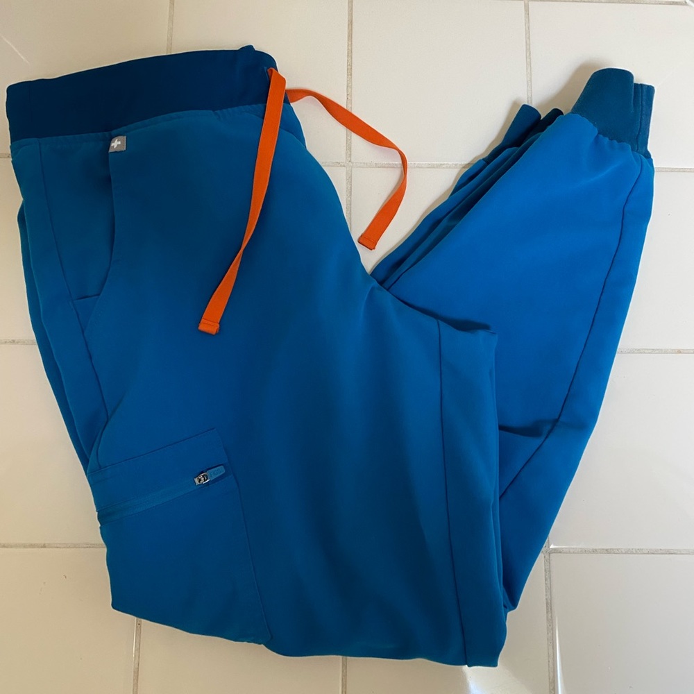Figs Zamora Jogger Scrubs